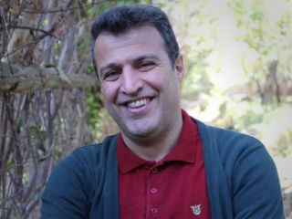 ویدیویی از جاویدنام جلیل میلانلویی، که خواب خود را تعبیر می کند و برای شاهزاده رضا پهلوی پیام میفرستد