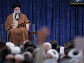 رویترز: همسر مجتبی خامنه‌ای (دختر حداد عادل) و داماد علی خامنه‌ای ( همسر دختر خامنه ای) کشته شده‌اند