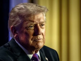 ترامپ می‌گوید به مردم ایران برای بازپس‌گیری کنترل کشور از حکومت کمک می‌کند