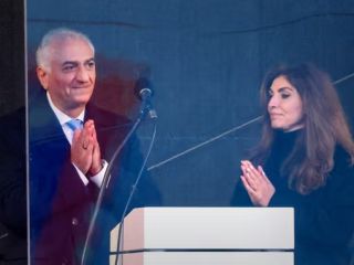 پیام رضا پهلوی و احزاب کرد در «آستانه سقوط نظام» و «روزهای تعیین‌کننده»