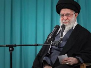 توضیحات یک مدیر ارشد پیشین اطلاعاتی فرانسه درباره نحوه هدف‌گیری علی خامنه‌ای