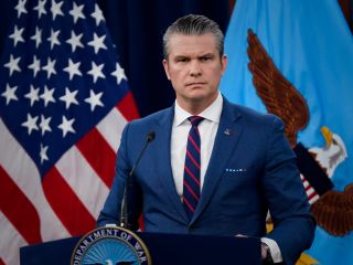 وزیر دفاع آمریکا درباره جنگ با ایران: کارشان تمام است و خودشان هم می‌دانند