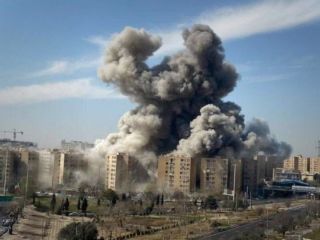 حمله هوایی گسترده اسرائیل به یک «مجموعه نظامی بزرگ حکومت» در شرق تهران