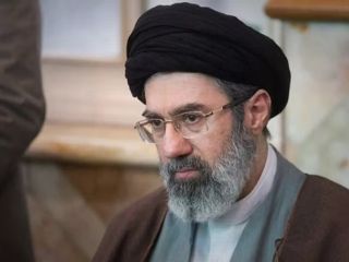 گزارش‌ها از پافشاری سپاه بر رهبری مجتبی خامنه‌ای و مخالفت برخی اعضا با «موروثی شدن رهبری»
