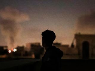 روایت شاهد عینی از تهران: در بی‌خبری هستیم و می‌ترسیم، ولی امیدواریم