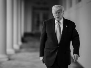 ترامپ: با تعیین پسر علی خامنه‌ای به عنوان رهبر جدید اشتباه بزرگی مرتکب شدند