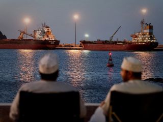 هشدار ترامپ به جمهوری اسلامی: اگر در تنگه هرمز مین دریایی کار گذاشته‌اید فوراً آن‌ها را بردارید