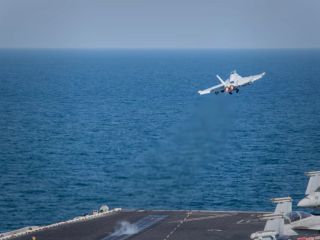 ارتش آمریکا ۱۶ فروند شناور مین‌گذار جمهوری اسلامی را نزدیک تنگه هرمز منهدم کرد + ویدیو