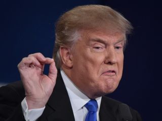 ترامپ: امروز تماشا کنید که چه بر سر این اوباش دیوانه می‌آید؛ افتخار بزرگی است که آن‌ها را می‌کشم