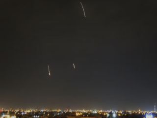 صدای انفجار در دوحه / وال استریت ژورنال:آسیب ۵ فروند هواپیمای سوخت‌رسان آمریکا در عربستان