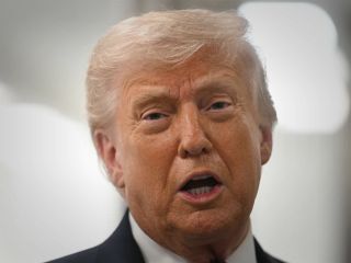 ترامپ: کشورهای زیادی برای باز ماندن تنگه هرمز کشتی‌های جنگی اعزام خواهند کرد