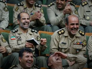 گزارش دیلی میل از بحران مشروعیت و ریزش نیروها به عنوان چالش جدید حکومت ملاها