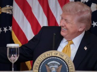 دونالد ترامپ: شنیده‌ام مجتبی خامنه‌ای بدشکل شده و یک پایش را از دست داده است