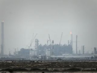 خسارت گسترده درپی حمله به تأسیسات گاز قطر؛ دوحه وابستگان سفارت ایران را اخراج کرد