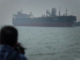 نماینده تهران: طرح دریافت عوارض از کشتی‌های عبوری از تنگه هرمز در مجلس پیگیری می‌شود