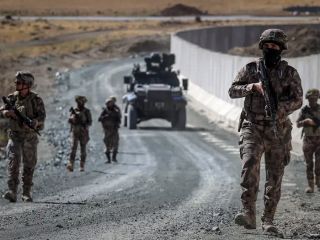 وزیر کشور ترکیه: تهران به شهروندانش اجازه سفر به ترکیه نمی‌دهد