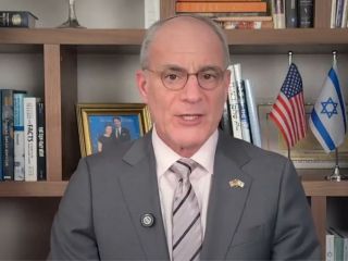 سفیر اسرائیل در آمریکا: نیروی زمینی ایرانی برای سرنگونی جمهوری اسلامی در راه هستند