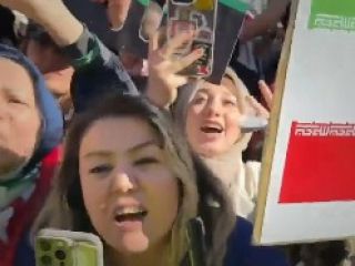 حمله طرفداران جمهوری اسلامی به یک فعال ایرانی ساکن لندن در مقابل چشمان پلیس