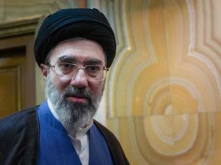 رسانه اسرائیلی: موافقت مجتبی خامنه‌ای با مذاکره در پیام مخفیانه عراقچی به  ویتکاف