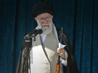 بن‌بست برگزاری مراسم تدفین رهبر کشته‌شده جمهوری اسلامی