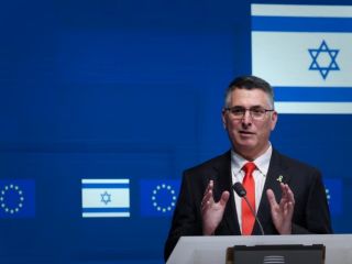 وزیر خارجه اسرائیل از کشورهای دیگر خواست مانند لبنان سفیران جمهوری اسلامی را اخراج کنند