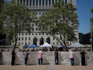 دادگاه گوگل و مِتا را به دلیل «اعتیادآور» بودن شبکه‌های اجتماعی‌شان مجرم شناخت