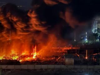 حملات شدید هوایی به تهران در شامگاه شنبه؛ تأسیسات تولید آلومینیوم در ابوظبی آسیب دید