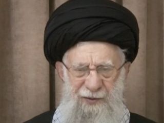 طعنه وزارت خارجه اسرائیل در ماه‌گرد مرگ خامنه‌ای: هم مذاکره شد، هم جنگ شد، هم هنوز دفنت نکردند