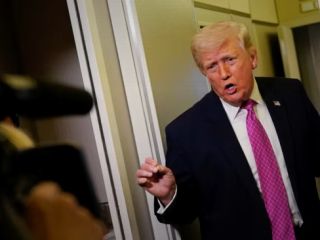 ترامپ  واگذاری اورانیوم غنی‌شده توسط جمهوری اسلامی را شرطی کلیدی برای پایان جنگ دانست