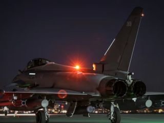 بریتانیا از سرنگون کردن بیش از ۱۰ پهپاد جمهوری اسلامی و استقرار هزار نیروی نظامی در خاورمیانه خبر داد