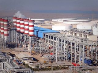 ۶ پتروشیمی در استان خوزستان هدف قرار گرفت/ گلوله‌باران گذرگاه مرزی مهران