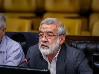 غضنفری، نماینده تهران: هر جا دستمان برسد، ترامپ و نتانیاهو را می‌زنیم